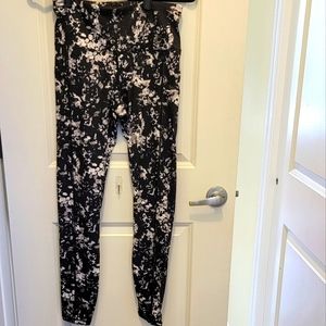 New, with tags! Gaiam Women's workout pants, Size Medium